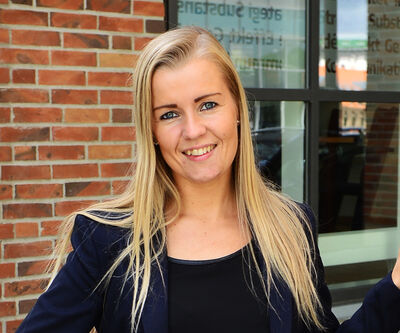 Contact Lise Randeris, Search and Recruitment Consultant at Hesehus to hear about vacancies